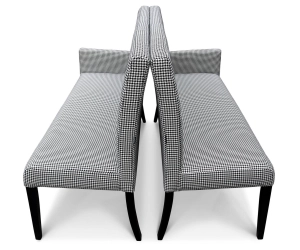 Ławki restauracyjne z jednym podłokietnikiem