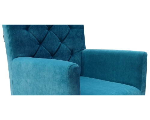 Fotel gruby, skośny o całkowitej wysokości 108cm