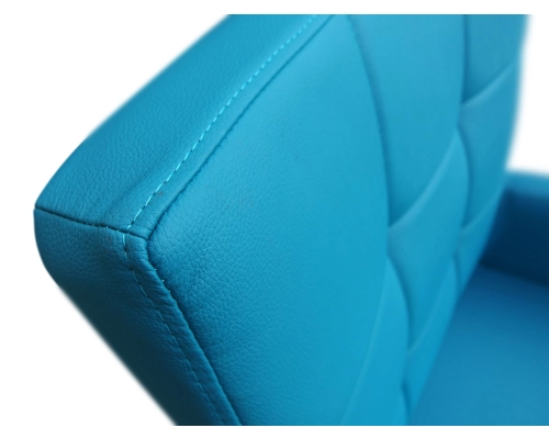 Fotel tapicerowany gruby prosty z oparciem pikowanym w kwadraty