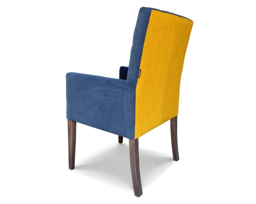 Kontrastowy fotel biurowy