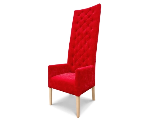 Wysoki fotel gruby o całkowitej wysokości 170cm