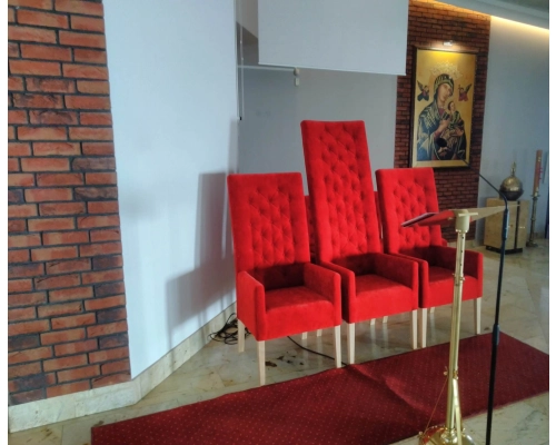 Meble Sakralne do Kościoła lub do Kaplicy - Komplet Liturgiczny