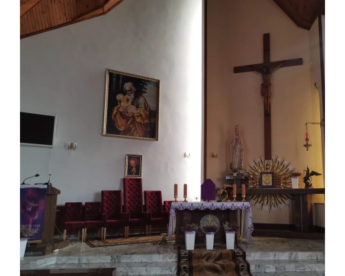 Meble Sakralne do Kościoła lub do Kaplicy - Komplet Liturgiczny