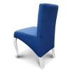 Niebieskie krzesło Ludwik niskie, skośne pikowane w karo z kryształkami