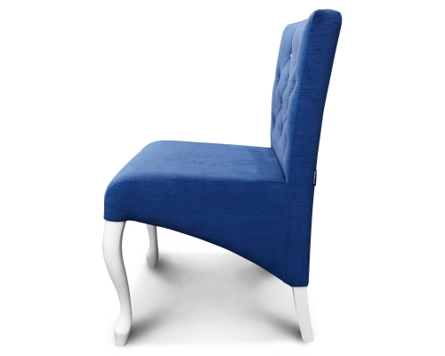 Niebieskie krzesło Ludwik niskie, skośne pikowane w karo z kryształkami