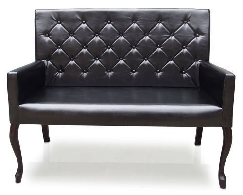 Czarna skośna  ławka Ludwik z błyszczącej eco-skóry