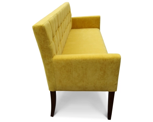 Ławka z oparciem pikowanym w kwadraty z podłokietnikami. Wys. oparcia 85cm od podłogi