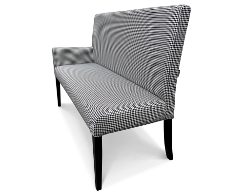 Ławka do restauracji modułowa z jednym podłokietnikiem.