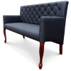 Czarna skośna  ławka Ludwik z oparciem pikowanym w karo.