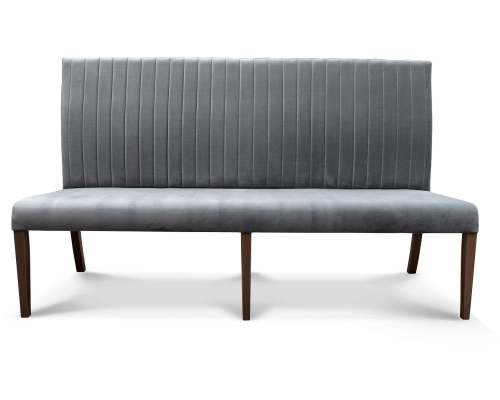 Ławka z oparciem przeszywanym pionowo.