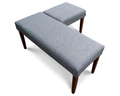 Pufy wąskie z siedziskiem gładkim