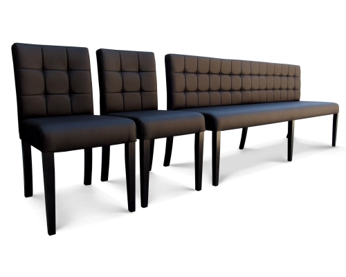 Komplet biurowy. Dwa niskie krzesła z ławką